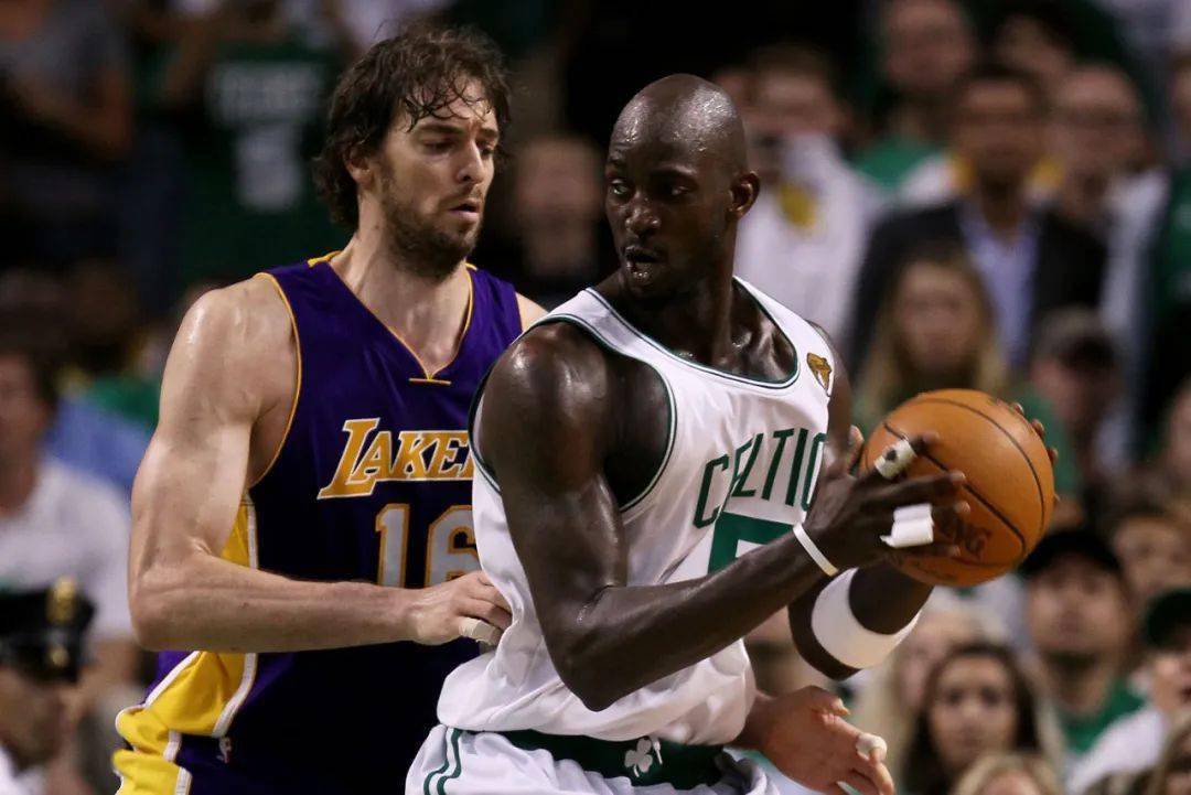 邹雨宸因伤 邹雨宸因伤