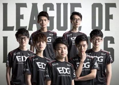 们看到坚定 们看到坚定