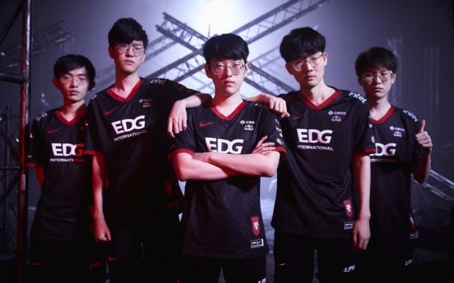 给予杨瀚森 给予杨瀚森