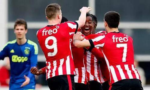 与AC米兰 与AC米兰